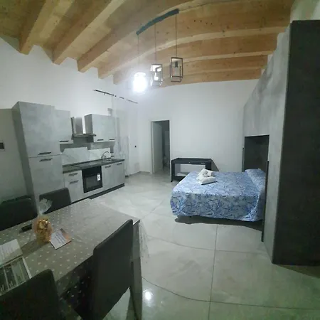 Residenza Santa Maria * ניקוטרה